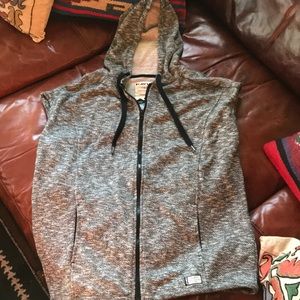 KAVU sleeveless zip hoodie.